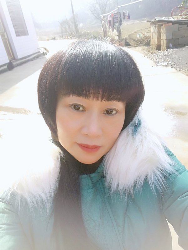 金鱼儿的第一张照片--柳州相亲服务中心