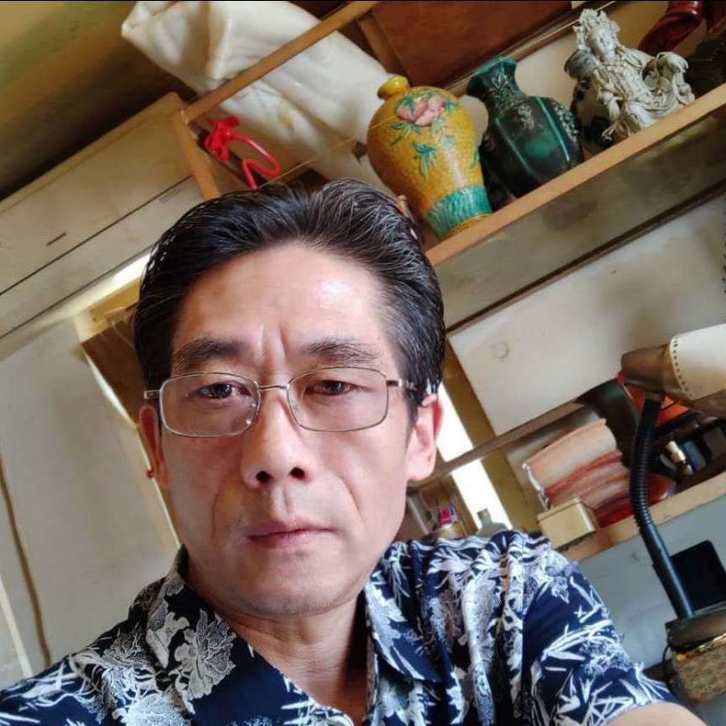 没有爱情也要飞渡一生的第一张照片--柳州相亲服务中心