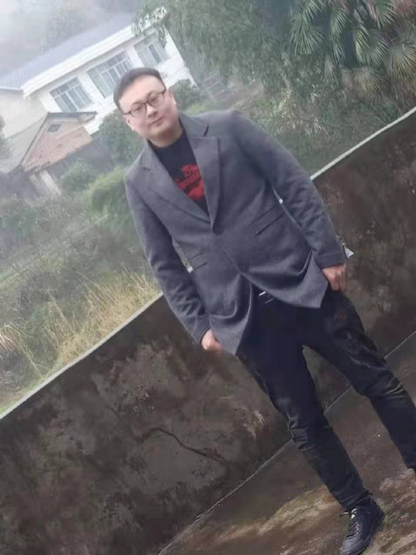 冰城的第一张照片--柳州相亲服务中心