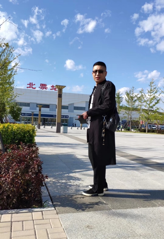 仟佰渡的第一张照片--柳州相亲服务中心