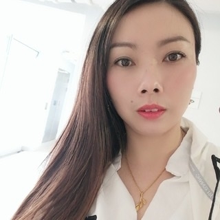 粉色蝴蝶結的第一张照片--柳州相亲服务中心