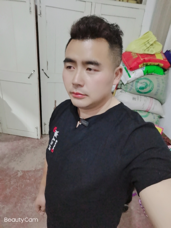 阿杰的第一张照片--柳州相亲服务中心