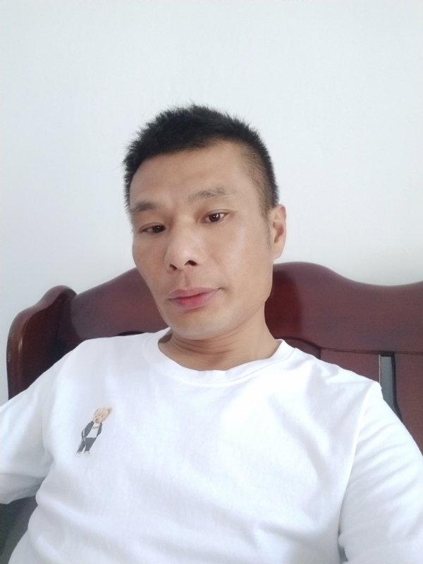 年少轻狂的第一张照片--柳州相亲服务中心