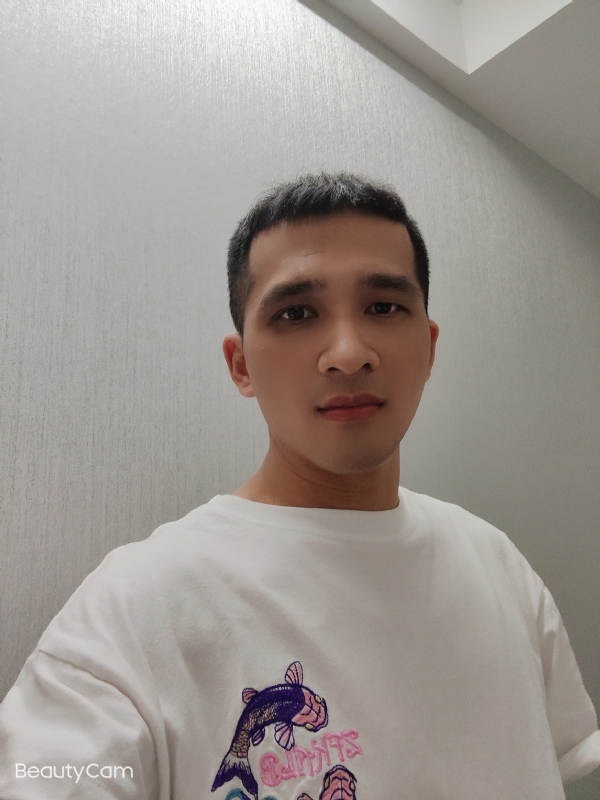 开心每一天的第一张照片--柳州相亲服务中心