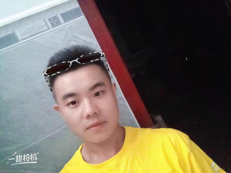 建国90周年的学渣的第一张照片--柳州相亲服务中心