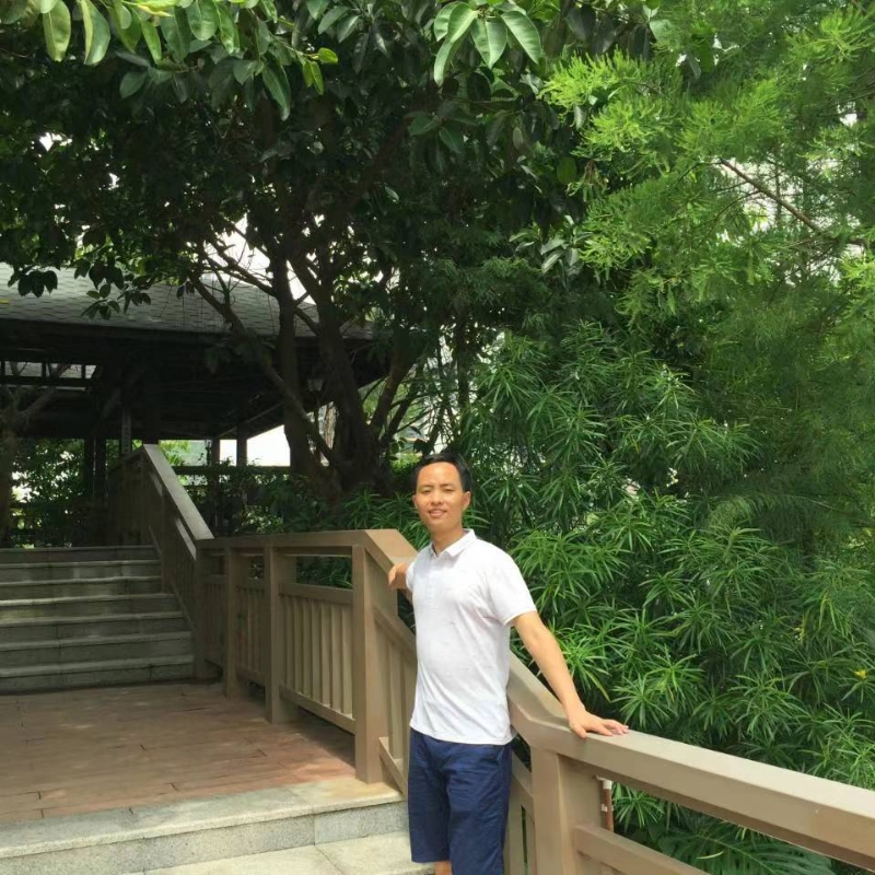 教书育人的第一张照片--柳州相亲服务中心