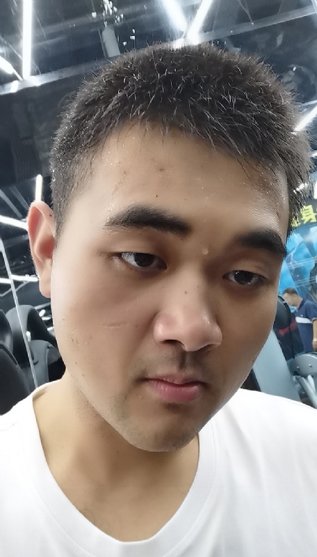 回眸一笑的第二张照片--柳州相亲服务中心