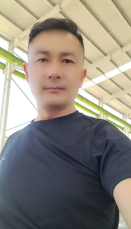 ZHANGHAO的第一张照片--柳州相亲服务中心