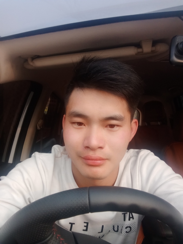 平凡人生的第一张照片--柳州相亲服务中心