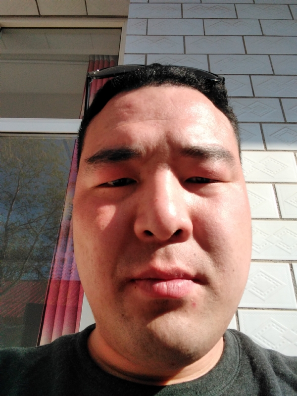 一羽垂天的第三张照片--柳州相亲服务中心