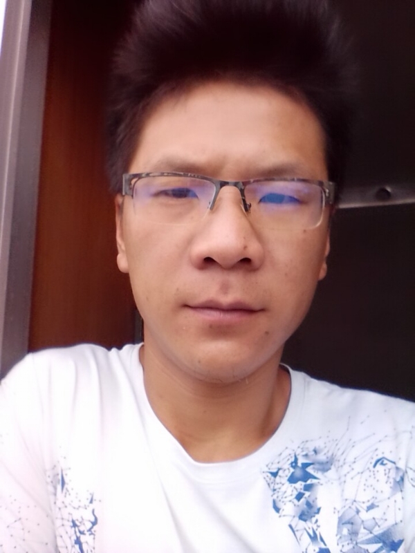 听雨的第一张照片--柳州相亲服务中心