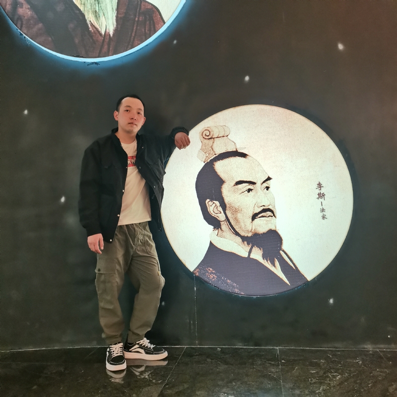 小灰灰的第三张照片--柳州相亲服务中心