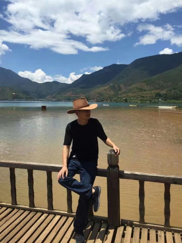 剑胆琴音的第一张照片--柳州相亲服务中心