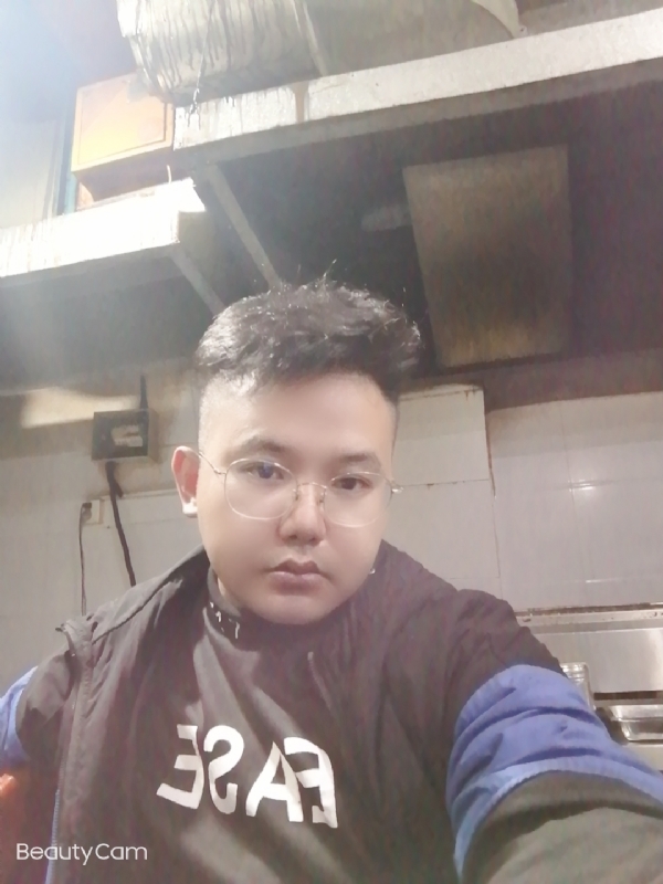 棒哥的第一张照片--柳州相亲服务中心
