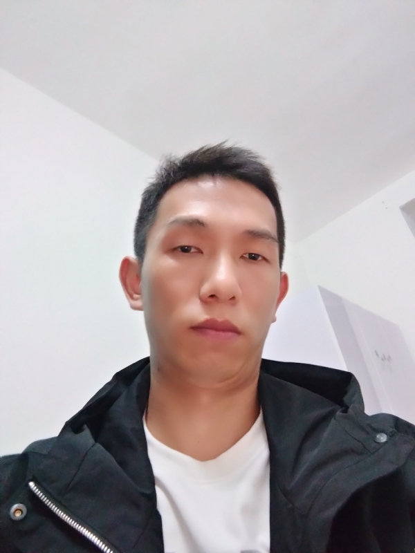 鬼迷心窍的第二张照片--柳州相亲服务中心