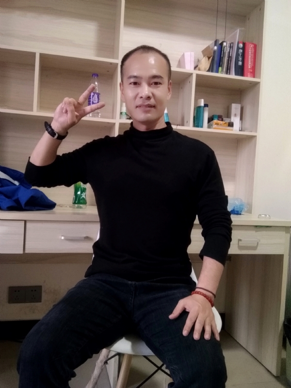 熊大与熊二的第一张照片--柳州相亲服务中心