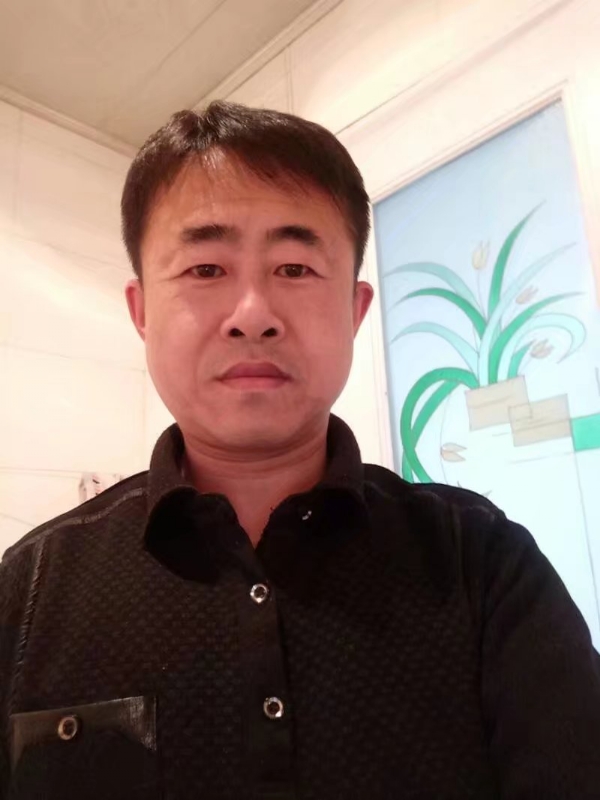 坦率的第一张照片--柳州相亲服务中心