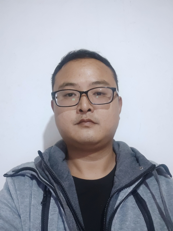 爱在一瞬间的第一张照片--柳州相亲服务中心