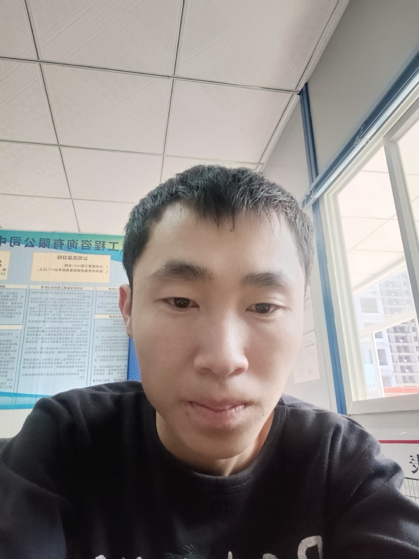 小哥哥的第一张照片--柳州相亲服务中心
