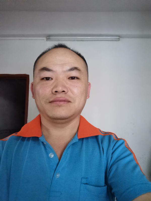 与子携老的第六张照片--柳州相亲服务中心