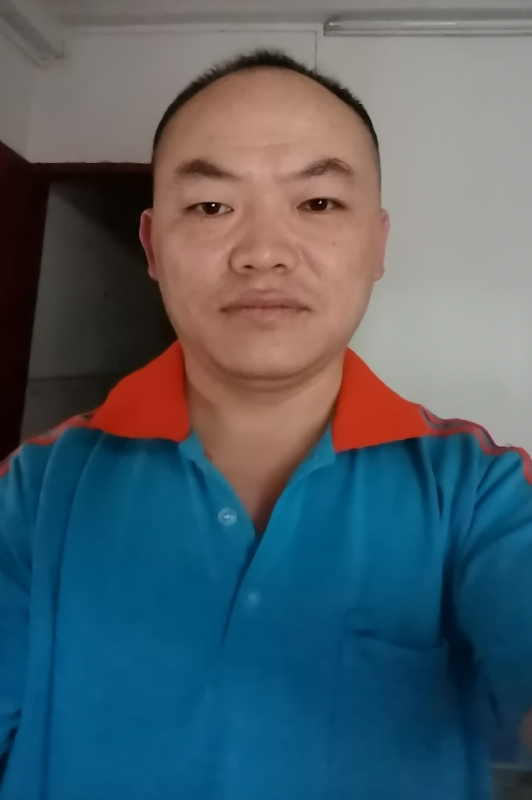 与子携老的第八张照片--柳州相亲服务中心