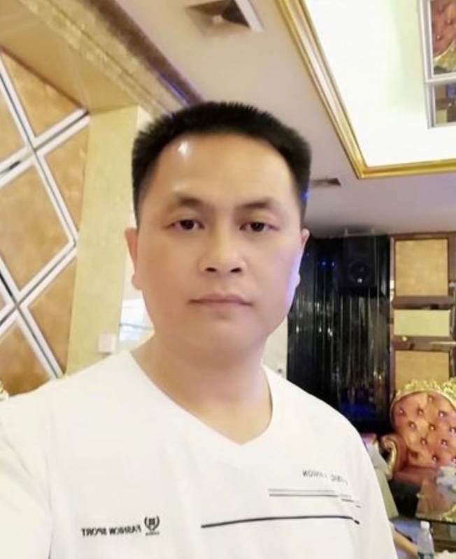 小梁的第一张照片--柳州相亲服务中心