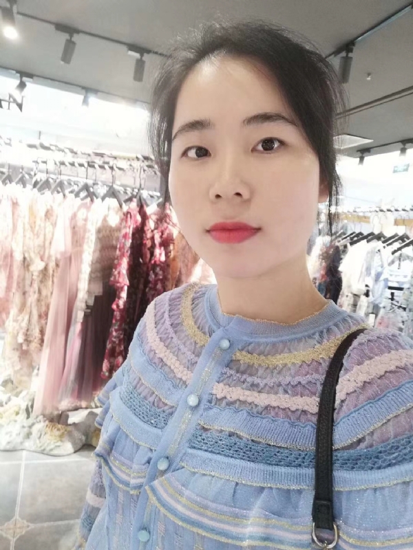 团笑的第一张照片--柳州相亲服务中心