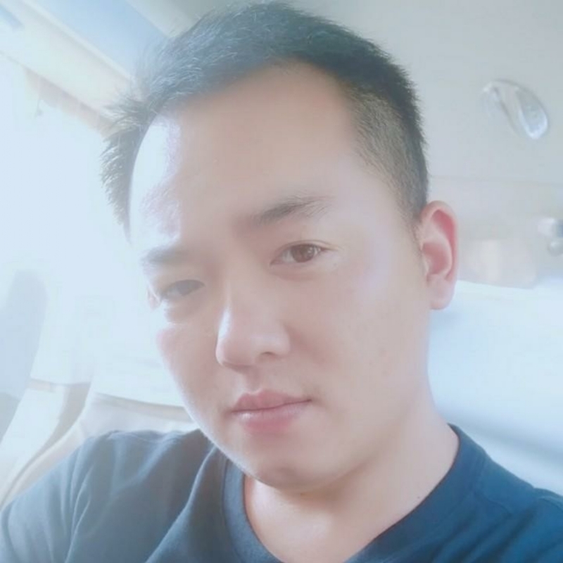 荒漠°的第一张照片--柳州相亲服务中心