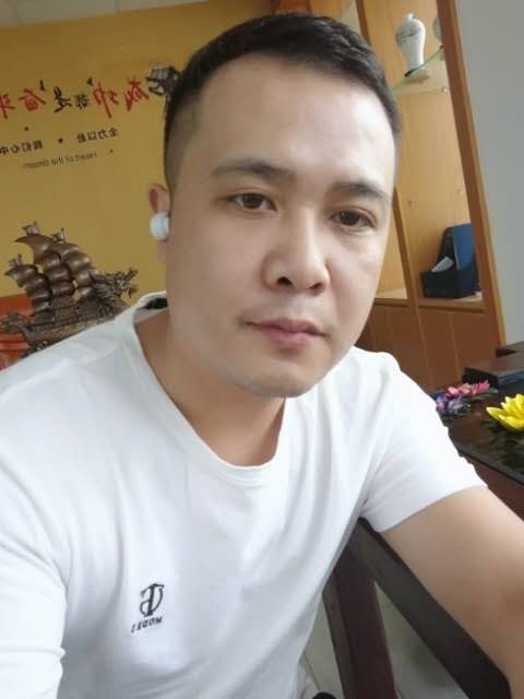 礼哥的第二张照片--柳州相亲服务中心
