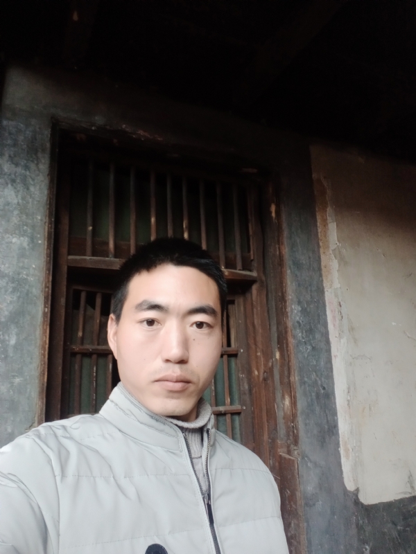 嫁与娶的第一张照片--柳州相亲服务中心