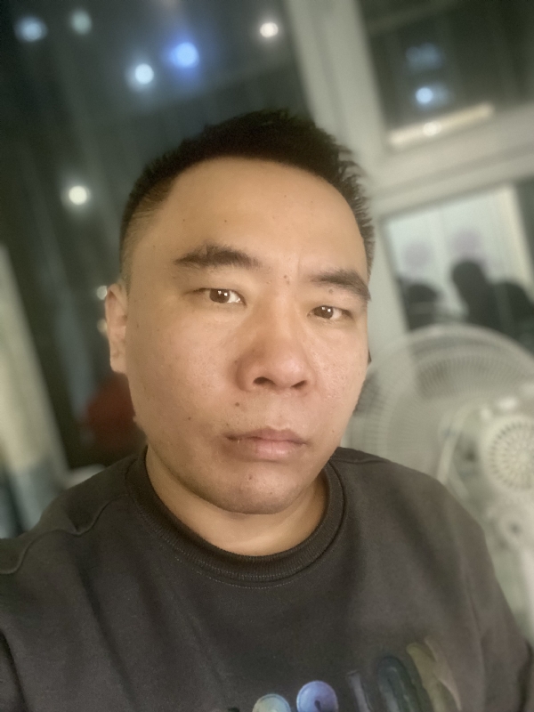云的第四张照片--柳州相亲服务中心