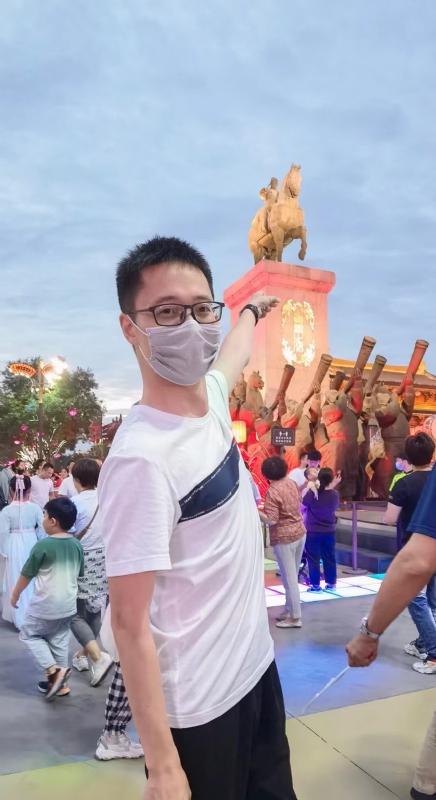 一休哥的第一张照片--柳州相亲服务中心