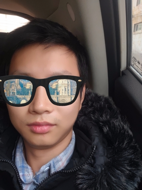 请问揉揉头的第一张照片--柳州相亲服务中心