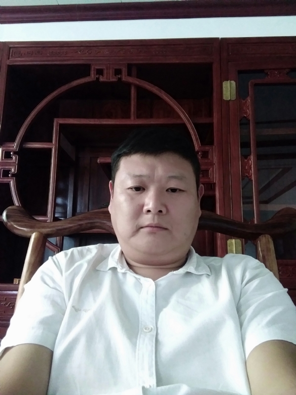 狼图腾的第一张照片--柳州相亲服务中心