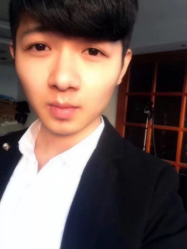 萨拉嘿呦的第一张照片--柳州相亲服务中心