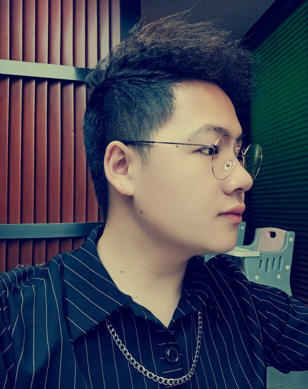 等风的人的第一张照片--柳州相亲服务中心
