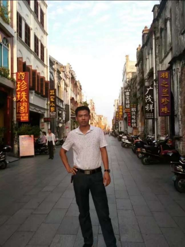 爱生活爱健康的第一张照片--柳州相亲服务中心