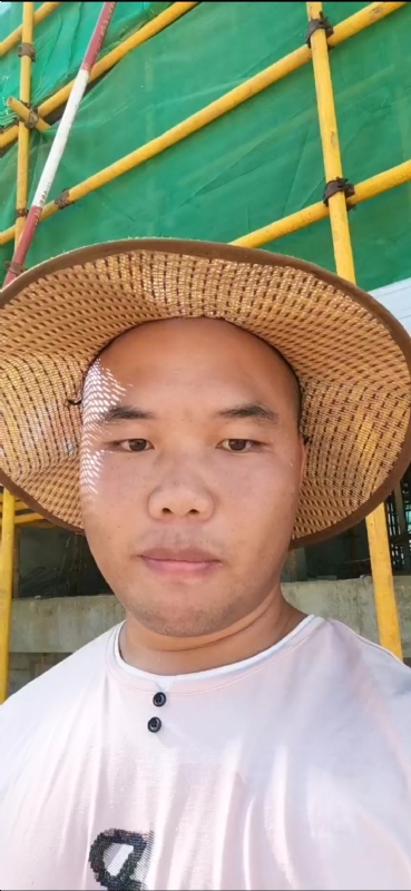 把岁月写入茶色的第一张照片--柳州相亲服务中心