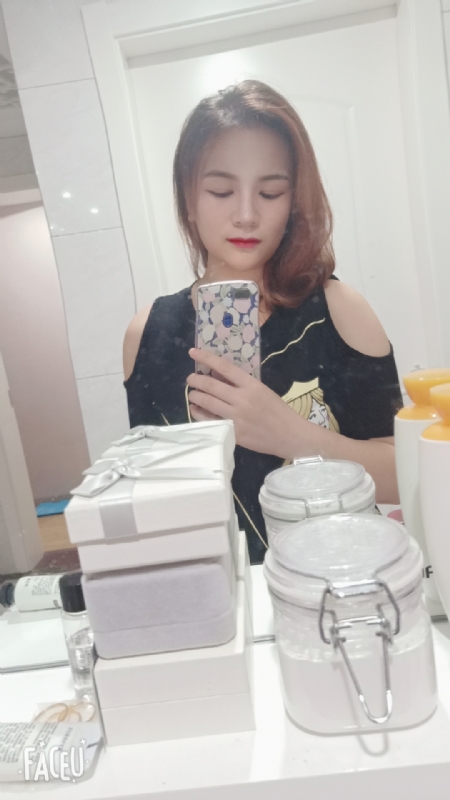刘莲酥的第四张照片--柳州相亲服务中心
