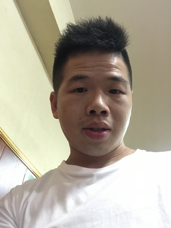 爱请简单点的第一张照片--柳州相亲服务中心