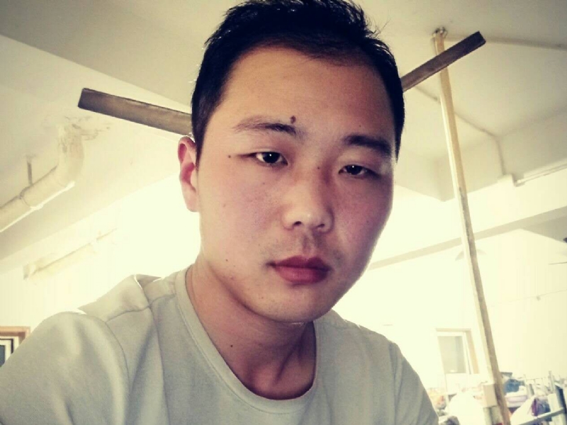听听那冷雨的第一张照片--柳州相亲服务中心