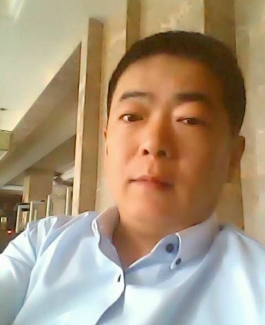 落叶随风的第一张照片--柳州相亲服务中心