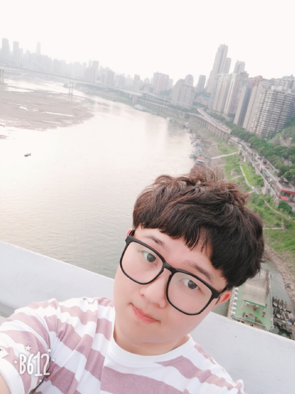 白夜行中人的第二张照片--柳州相亲服务中心