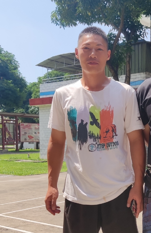 孤鹰的第一张照片--柳州相亲服务中心
