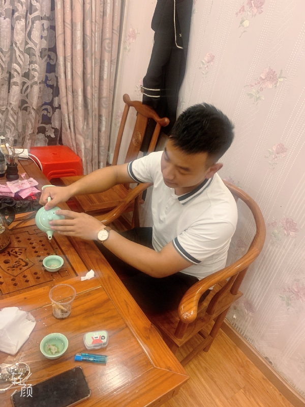 古有风琴的第一张照片--柳州相亲服务中心