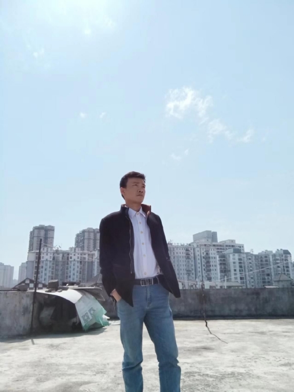 蓝色心情的第一张照片--柳州相亲服务中心