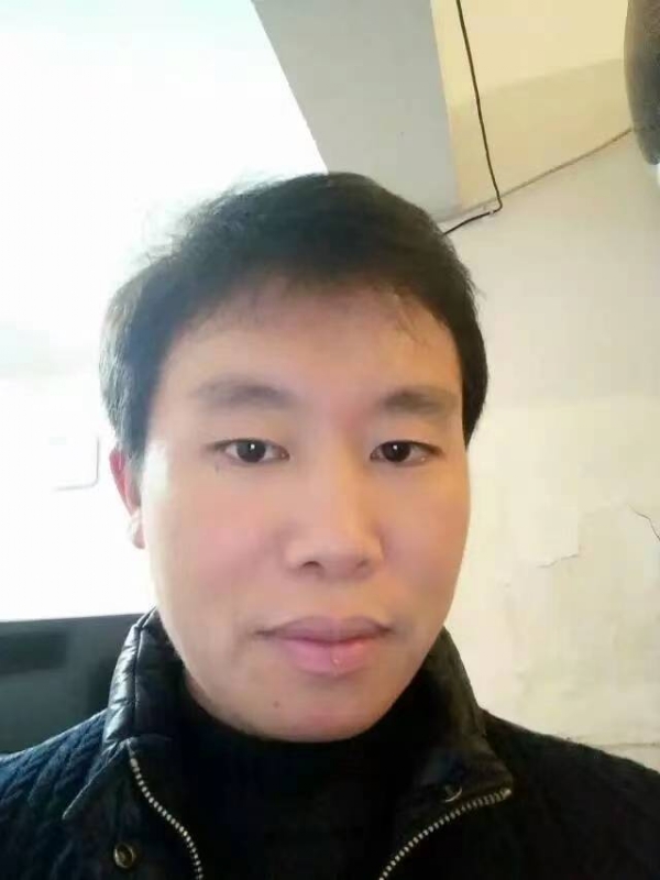 擎天柱的第三张照片--柳州相亲服务中心