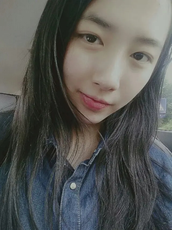 小她的第一张照片--柳州相亲服务中心