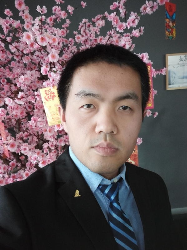 我就是个翻译的第一张照片--柳州相亲服务中心