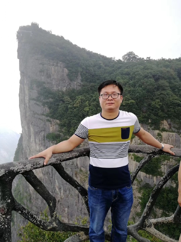 江汉的第一张照片--柳州相亲服务中心